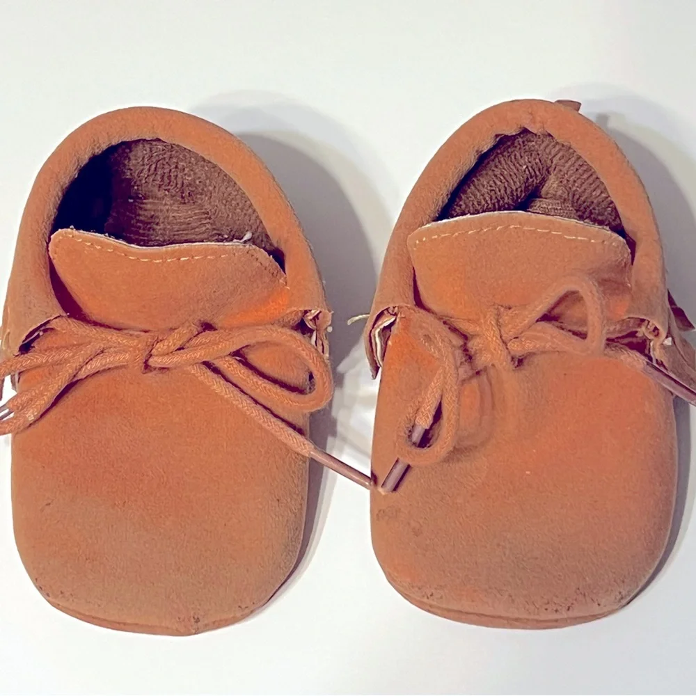 Baby Rust Suede Moccasin Shoes size 0-6